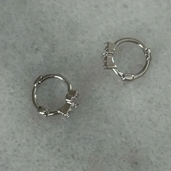 Silver Cross Crystal Small Huggie Hoop Earrings
Brand New - Picture 2 of 4